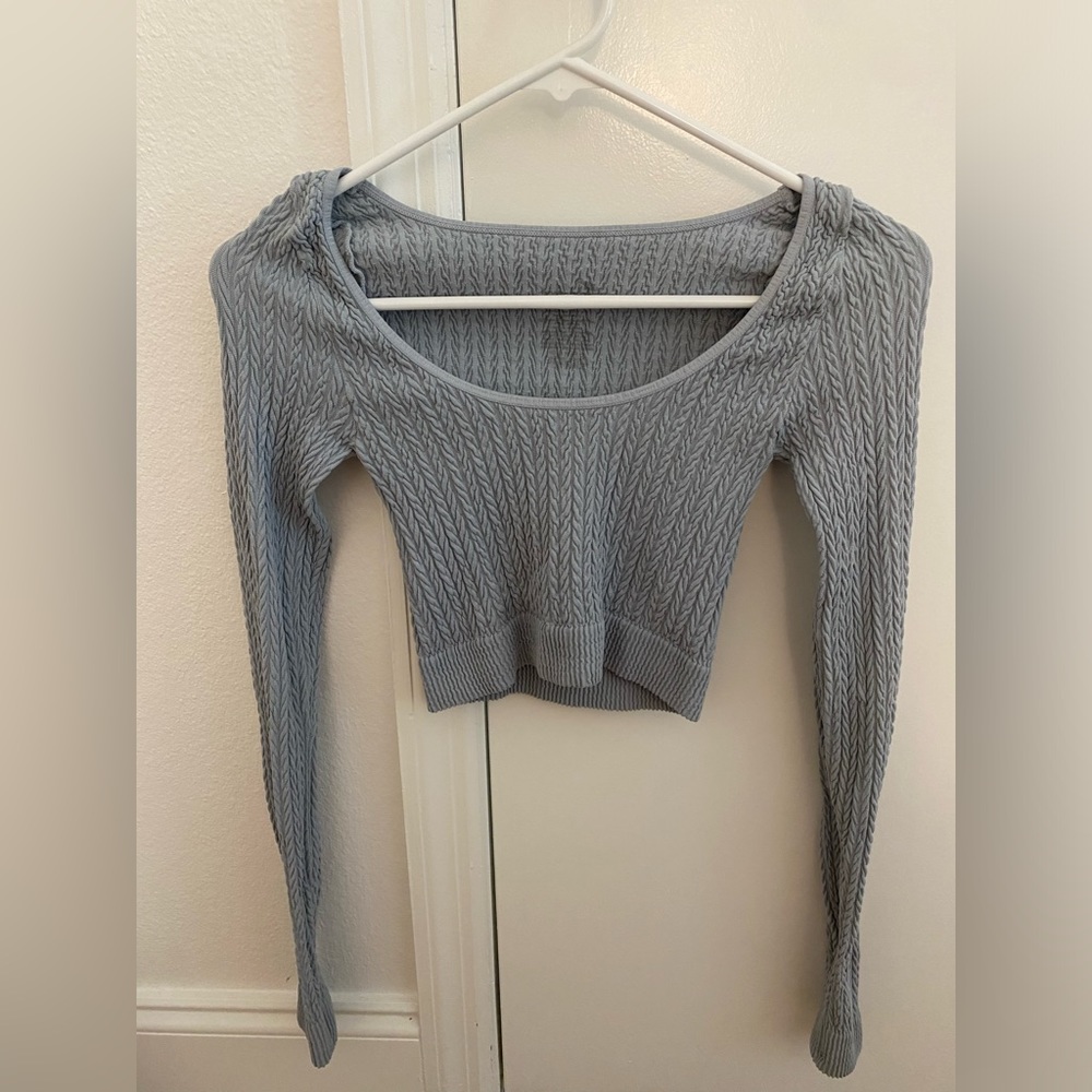 Never worn Free People long sleeve cropped top
